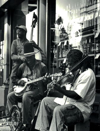 Ebony Hillbillies busking  old time bluegrass music -- the group will co-headline the Highlands Bluegrass Festival in Sloatsburg on Sunday, September 7.