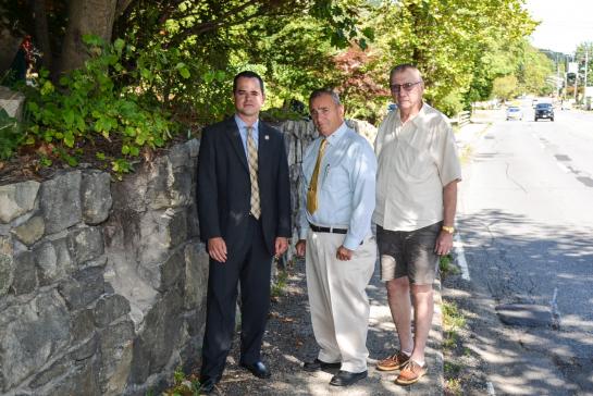 Senator Carlucci with Sloatsburg Mayor Carl Wright and local resident and Sloatsburg Library Trustee George O'Dell / Sen. Carlucci's Office 