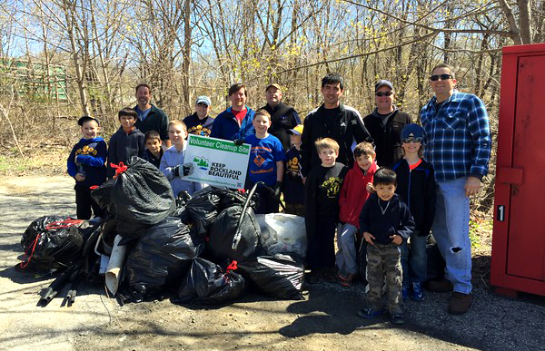 Cub Scout Pack 46 joined in the great Rockland Cleanup by picking up around the Sloatsburg Train Station and Municipal Building. / Photo courtesy of Cub Scouts Pack 46